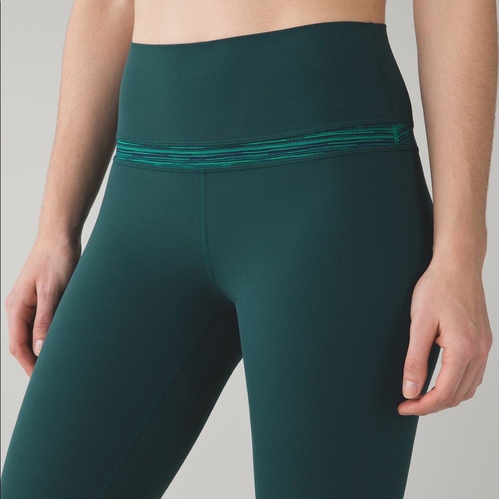 SOLD: RARE Original Lululemon Deep Green/Cyber Jungle Hero Blue Align